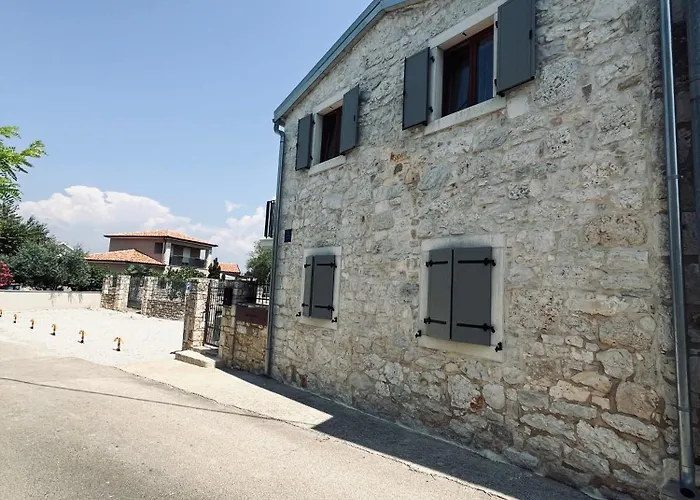 Apartments Koronsovac
