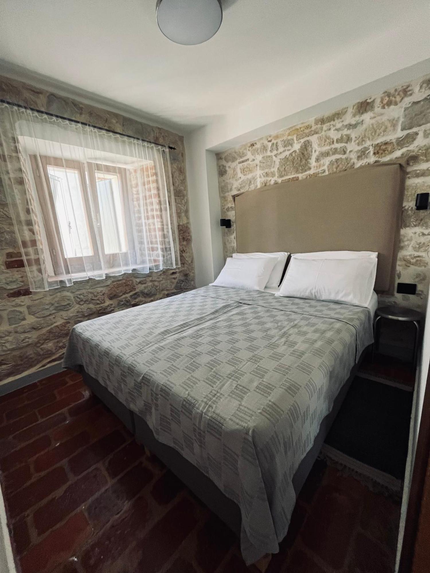 Appartement Koronsovac *